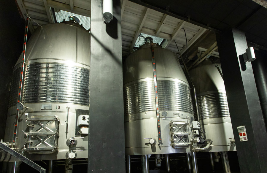 Bodegas-Perica-Seleccion-Depositos-acero